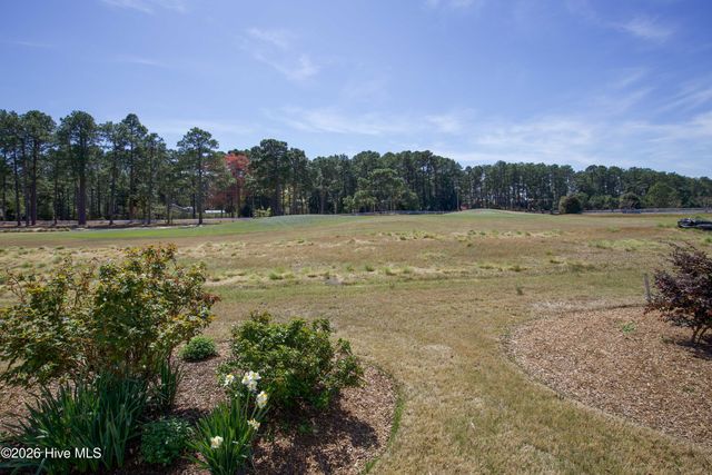 332 Magnolia Circle, Southern Pines, NC 28387