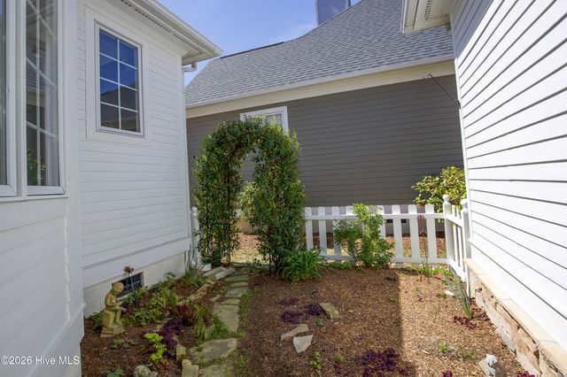 332 Magnolia Circle, Southern Pines, NC 28387