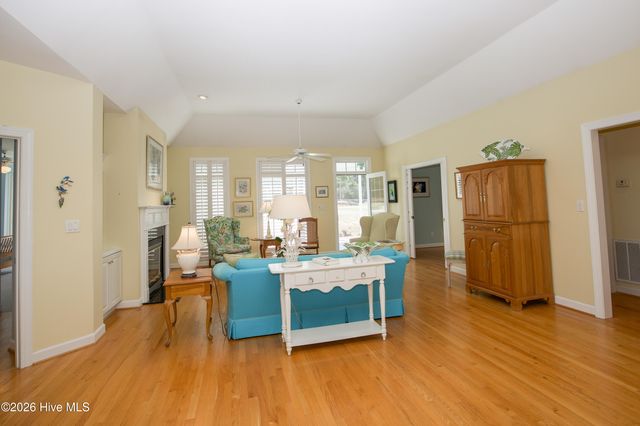 332 Magnolia Circle, Southern Pines, NC 28387