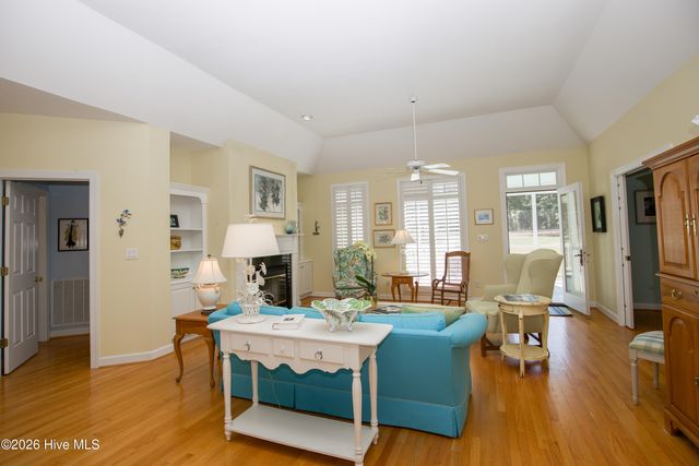 332 Magnolia Circle, Southern Pines, NC 28387