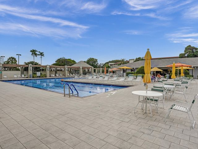 1208 Bahama Bend H2, Coconut Creek, FL 33066