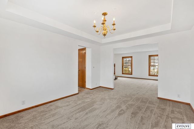 10102 S 14 Street, Bellevue, NE 68123