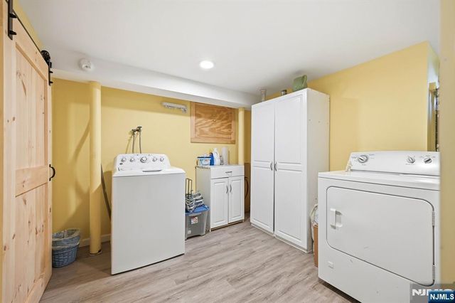 8 Ivan Road, West Milford, NJ 07480