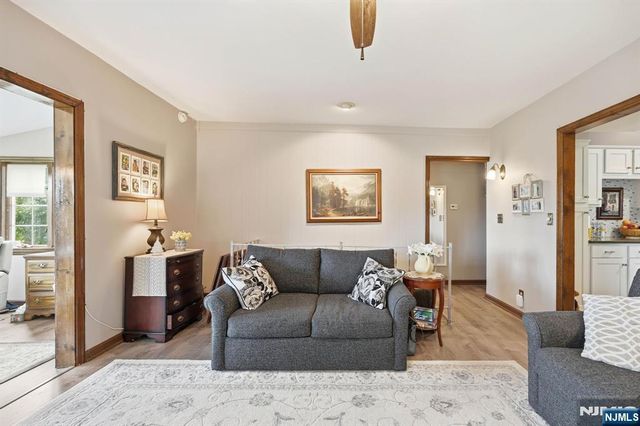 8 Ivan Road, West Milford, NJ 07480