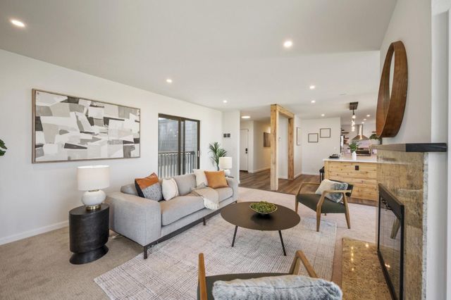 425 Anchor Road 317, San Mateo, CA 94404