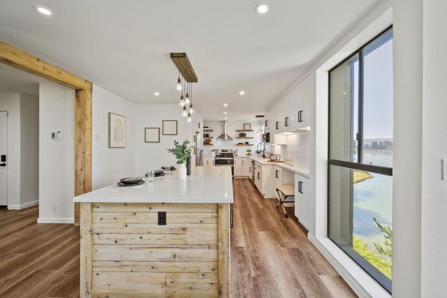 425 Anchor Road 317, San Mateo, CA 94404