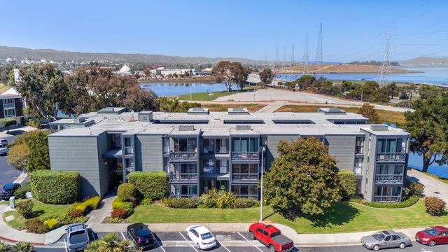 425 Anchor Road 317, San Mateo, CA 94404