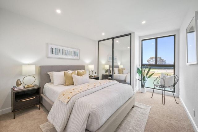 425 Anchor Road 317, San Mateo, CA 94404