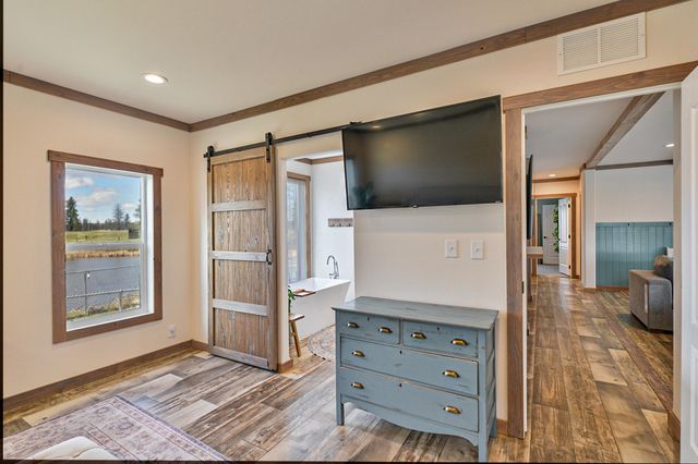10004 S Medical Lake Rd, Medical Lake, WA 99022