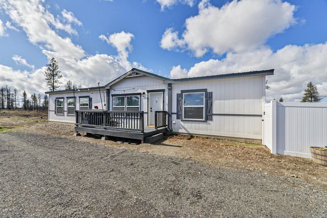 10004 S Medical Lake Rd, Medical Lake, WA 99022