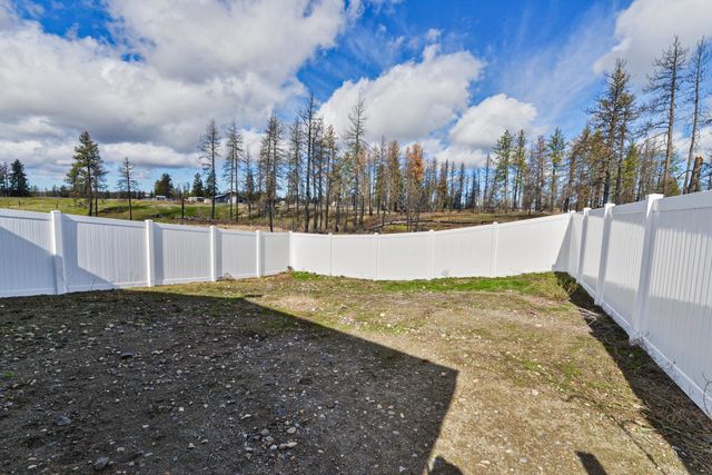 10004 S Medical Lake Rd, Medical Lake, WA 99022