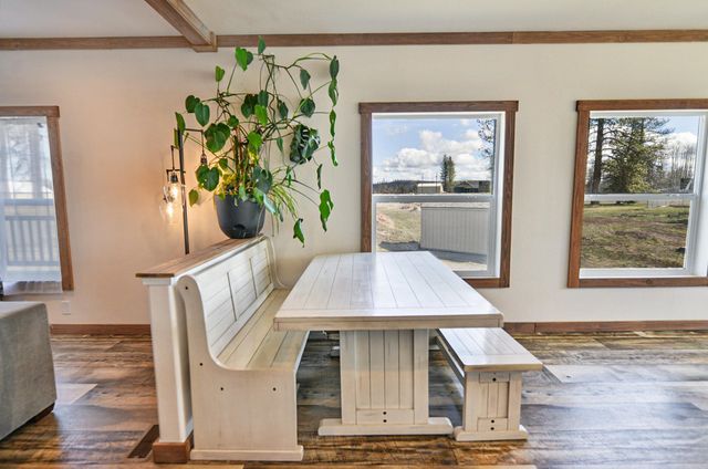 10004 S Medical Lake Rd, Medical Lake, WA 99022