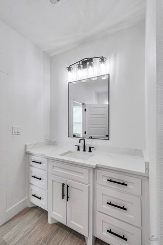 2122 S County Rd 1059, Midland, TX 79706