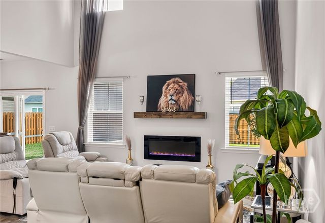 37 Henslow Field Road, Savannah, GA 31419