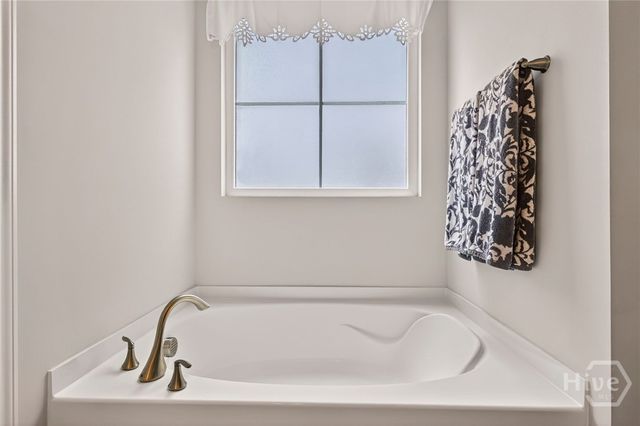 37 Henslow Field Road, Savannah, GA 31419