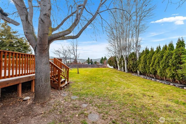 250 N Newton Ave, East Wenatchee, WA 98802