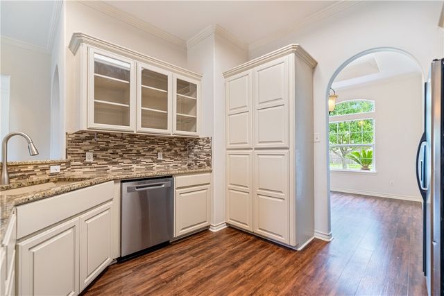 3113 Bourgogre Dr, Corpus Christi, TX 78414