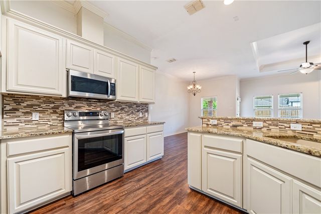 3113 Bourgogre Dr, Corpus Christi, TX 78414