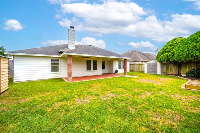 3113 Bourgogre Dr, Corpus Christi, TX 78414