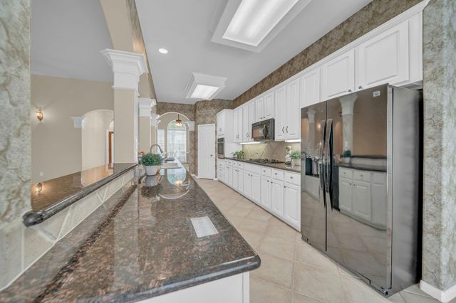 14210 Altair Drive, Tomball, TX 77375