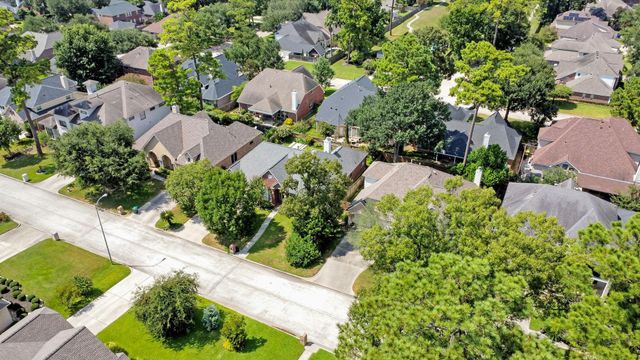 14210 Altair Drive, Tomball, TX 77375