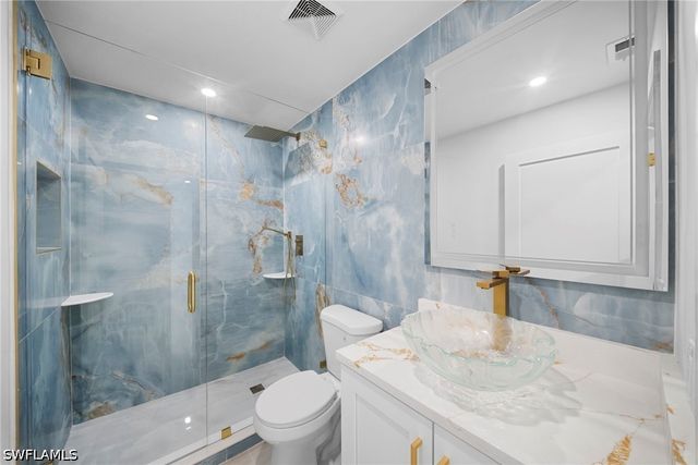 7008 Pelican Bay BLVD H501, Naples, FL 34108