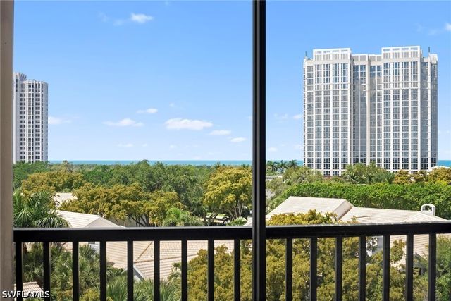 7008 Pelican Bay BLVD H501, Naples, FL 34108