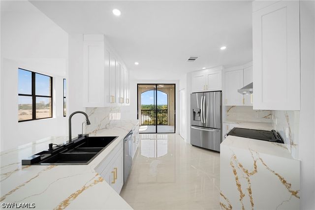 7008 Pelican Bay BLVD H501, Naples, FL 34108