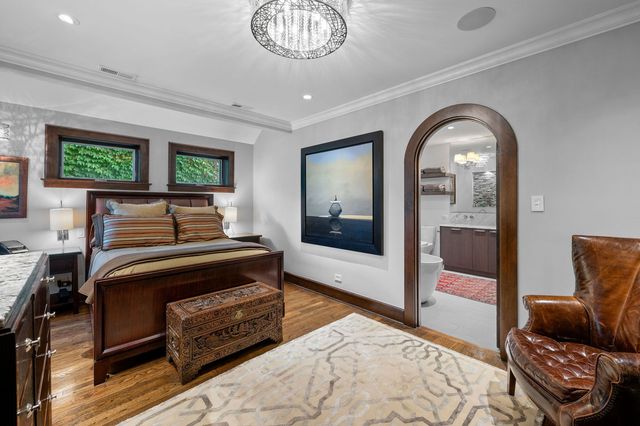 1705 W Leland Avenue, Chicago, IL 60640