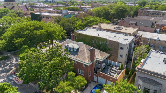 1705 W Leland Avenue, Chicago, IL 60640