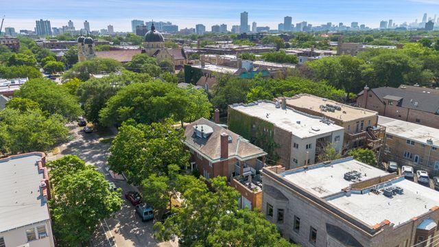 1705 W Leland Avenue, Chicago, IL 60640