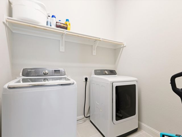 1905 Silver Falls Drive, Burleson, TX 76028