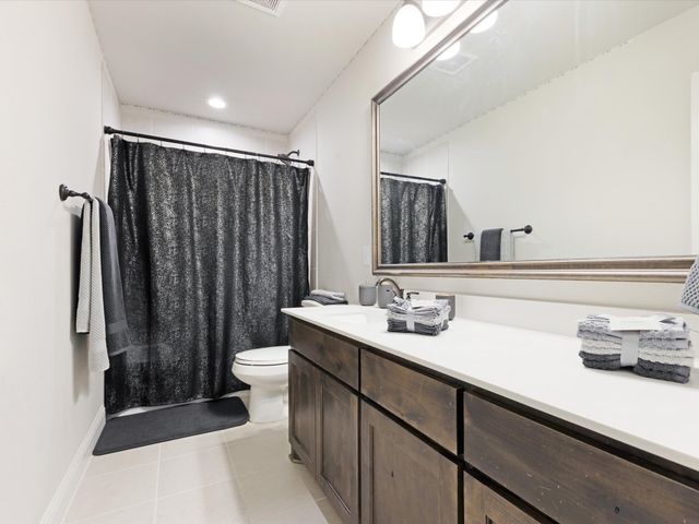 1905 Silver Falls Drive, Burleson, TX 76028