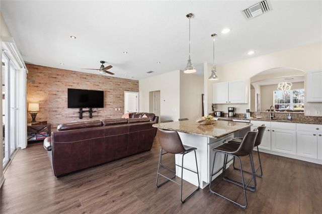 959 LAKE BERKLEY DRIVE, Kissimmee, FL 34746