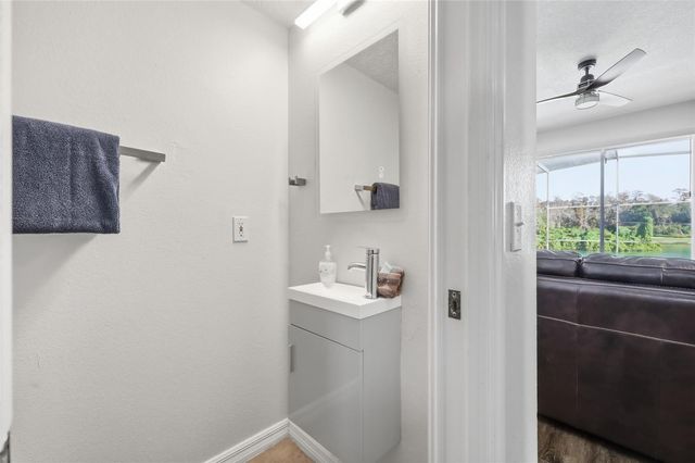 959 LAKE BERKLEY DRIVE, Kissimmee, FL 34746