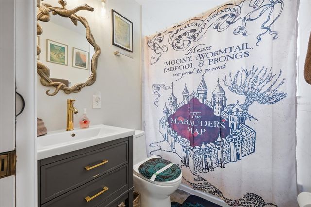 959 LAKE BERKLEY DRIVE, Kissimmee, FL 34746