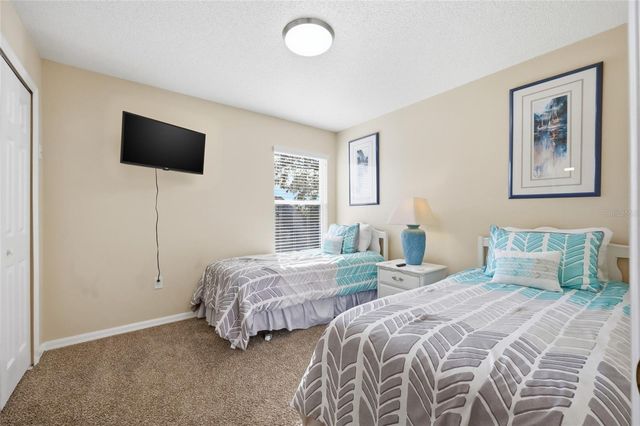 959 LAKE BERKLEY DRIVE, Kissimmee, FL 34746