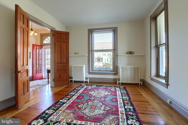 330 E MAIN ST, Annville, PA 17003