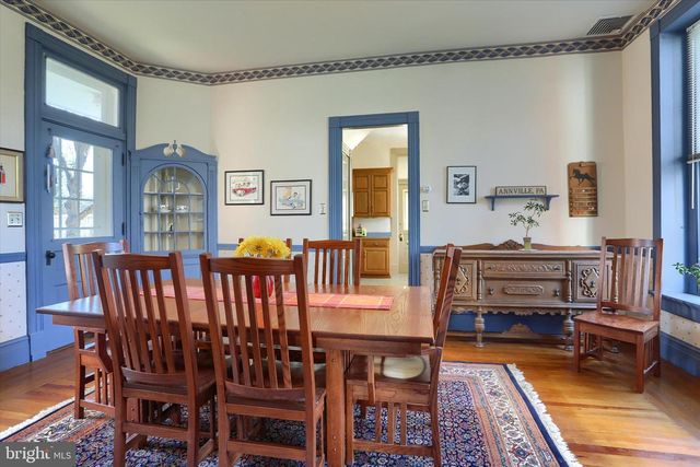 330 E MAIN ST, Annville, PA 17003