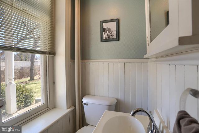 330 E MAIN ST, Annville, PA 17003