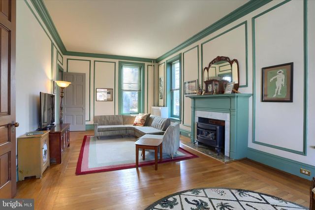 330 E MAIN ST, Annville, PA 17003