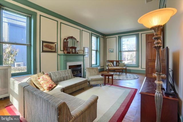 330 E MAIN ST, Annville, PA 17003