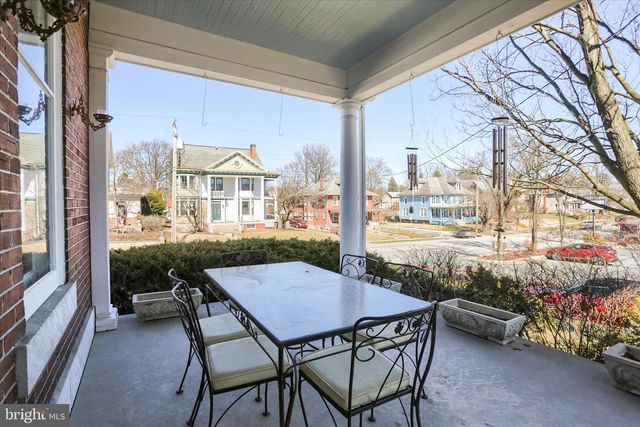 330 E MAIN ST, Annville, PA 17003