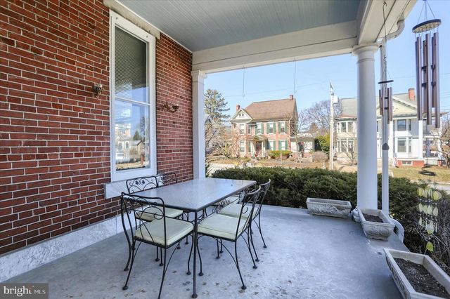 330 E MAIN ST, Annville, PA 17003