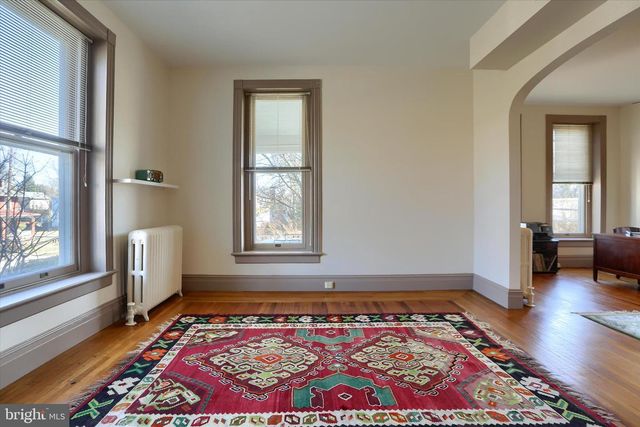 330 E MAIN ST, Annville, PA 17003