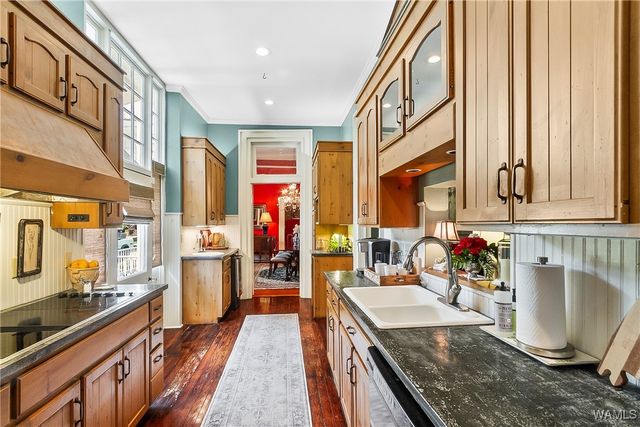 1601 Alaca, Tuscaloosa, AL 35401