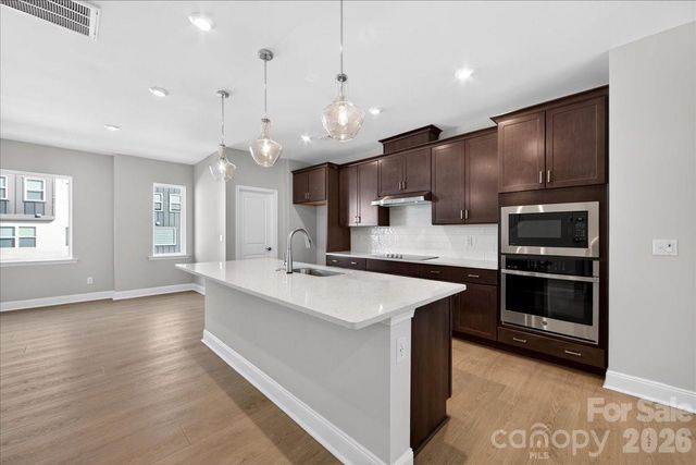 7933 Cedarsmith Court, Charlotte, NC 28217