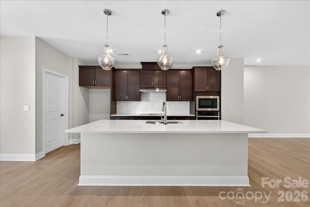 7933 Cedarsmith Court, Charlotte, NC 28217