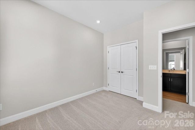 7933 Cedarsmith Court, Charlotte, NC 28217