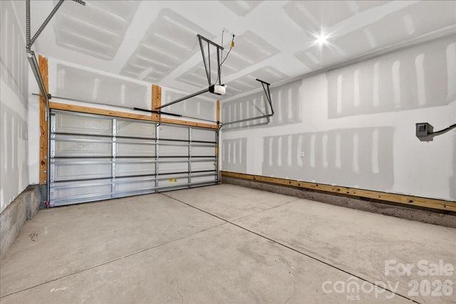 7933 Cedarsmith Court, Charlotte, NC 28217